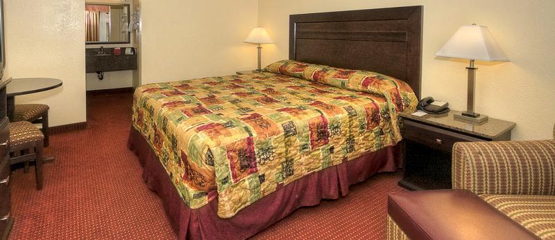 Relax Inn & Suites El Cajon Zewnętrze zdjęcie